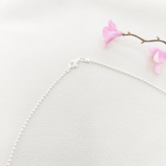 Zilveren ballchain ketting 