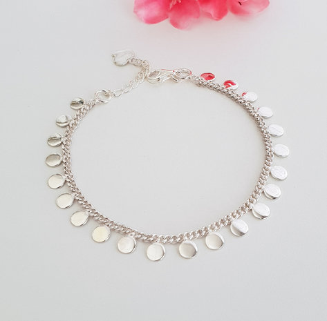 Zilveren armband met ronde plaatjes